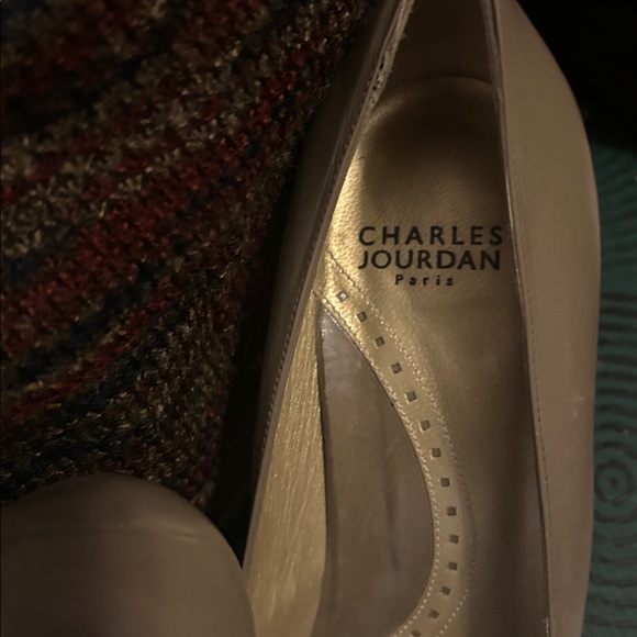 Brown Herringbone Blazer and Skirt Suit with Statement Necklace - Picture 14 of 14